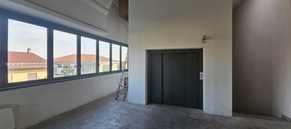 Склад 2300м² в Галларате, Италия № 263889 31