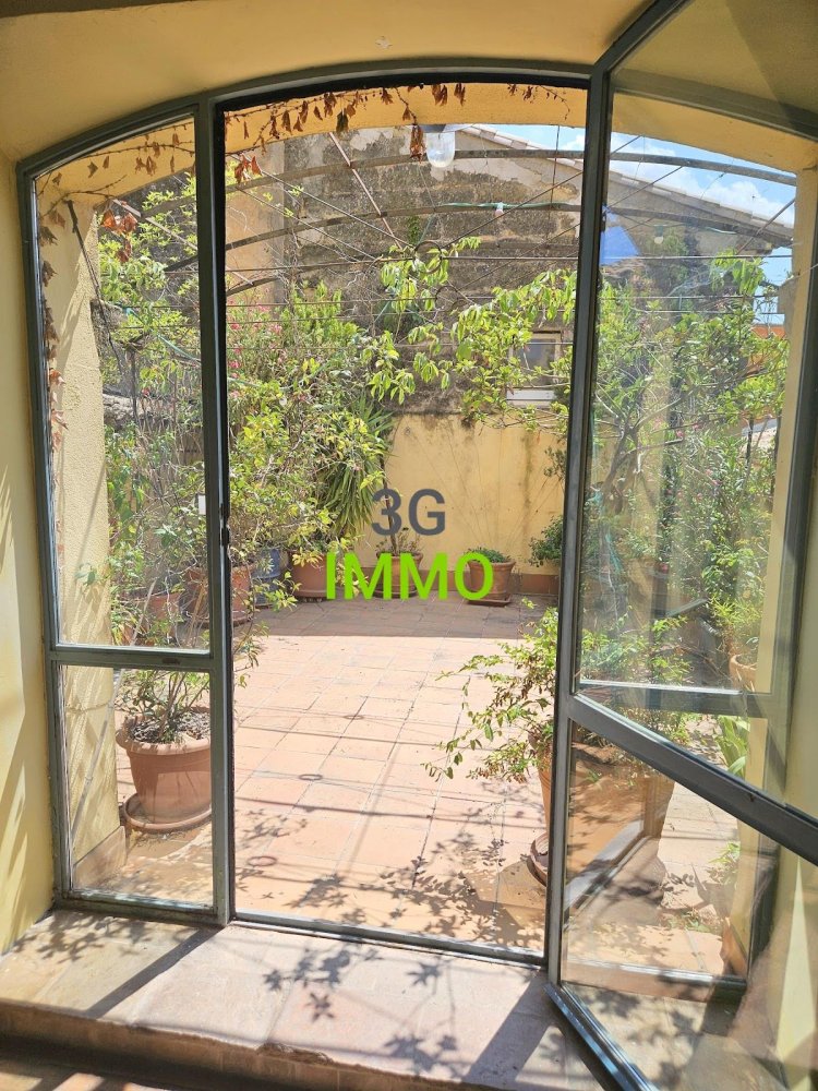 3 غرف نوم منزل في Saint-Quentin-la-Poterie, France رقم 299682