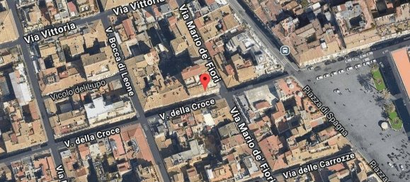 4 bedrooms Apartment in Rome, Italy No. 183104 2