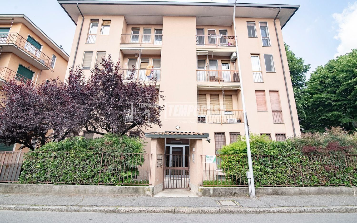 Квартира с 3 комнатами в Кассано д’Адда, Италия № 260641