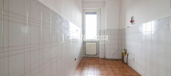 Квартира с 3 комнатами в Кассано д’Адда, Италия № 260641 6