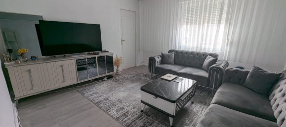 Edificio de 6 habitaciónes en Chateaudun, France No. 89530 4