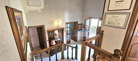 3 bedrooms Villa in Montignoso, Italy No. 48885 11