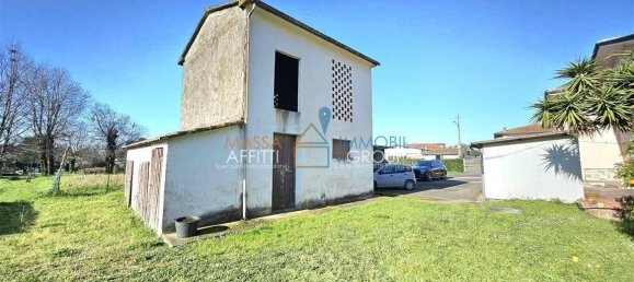 3 bedrooms Villa in Montignoso, Italy No. 48885 30