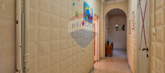 4 bedrooms Apartment in Rome, Italy No. 315099 20