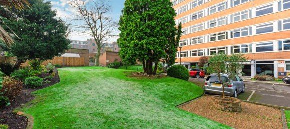 2 bedrooms Apartment in London, United Kingdom No. 9930 9