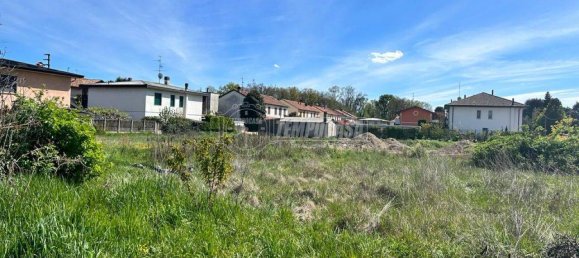 Grundstück in Lazzate, Italy 580m², Nr. 2159 5