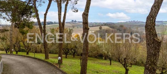 5 bedrooms Villa in Lu e Cuccaro Monferrato, Italy No. 126130 8