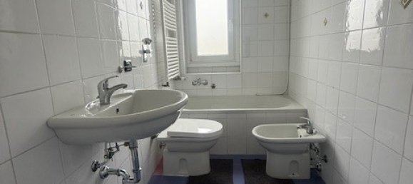 Studio in Monza, Italy No. 55399 10