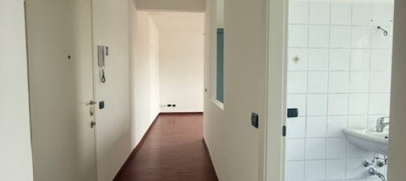 Studio in Monza, Italy No. 55399 12