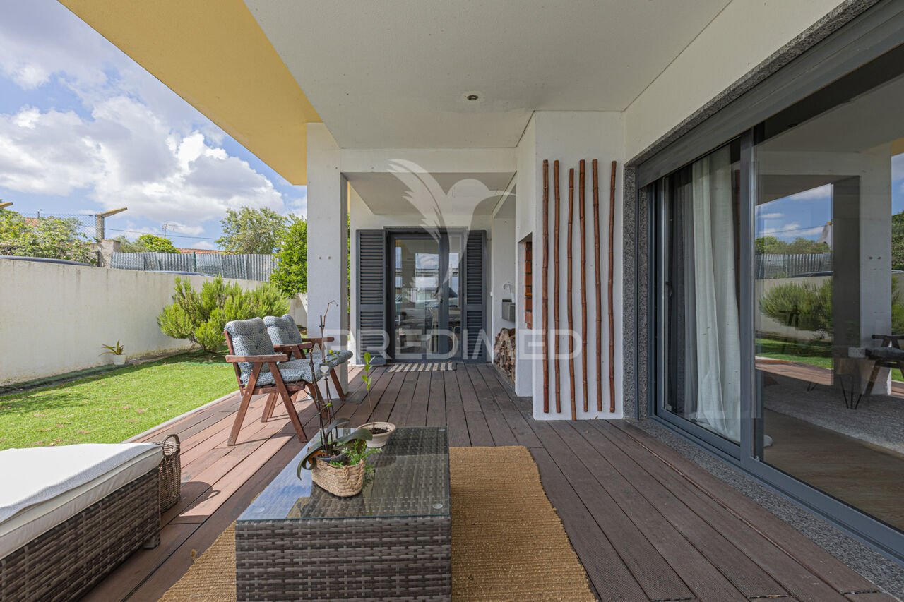 4 bedrooms House in Barreiro, Portugal No. 85043