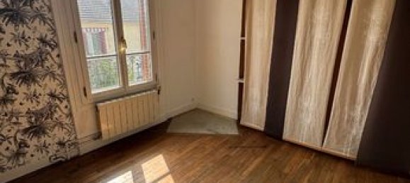 2 bedrooms House in Les Pavillons-sous-Bois, France No. 354679 6