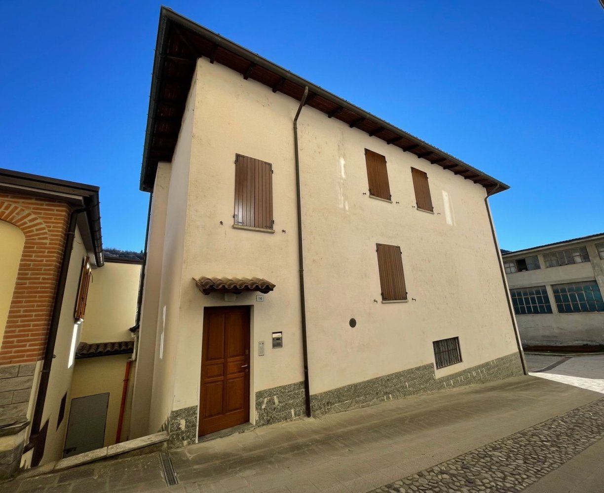 7 rooms House in Bobbio, Italy No. 179323