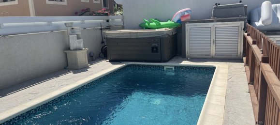 4 rooms Apartment in Limassol, Cyprus No. 13210 3