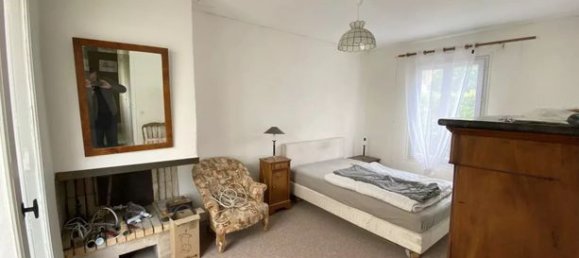 Casa de 5 dormitorios en Courbevoie, France No. 277886 5