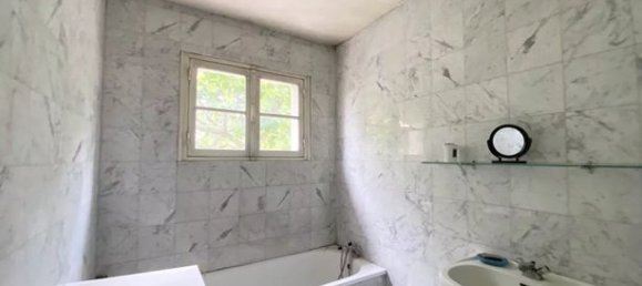 Casa de 5 dormitorios en Courbevoie, France No. 277886 6