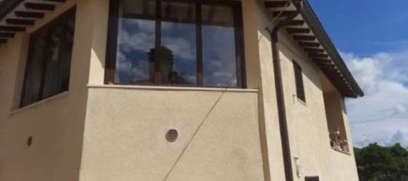 5 bedrooms Apartment in Sellano, Italy No. 369862 2