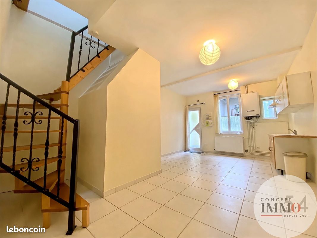 1 غرف نوم منزل ذو طابقين في Toul, France رقم 209025