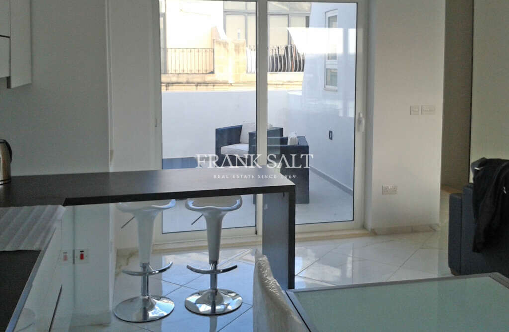 3 bedrooms Penthouse in Sliema, Malta No. 3714