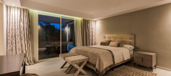 7 Schlafzimmer Villa in Marbella, Spain, Nr. 135017 14