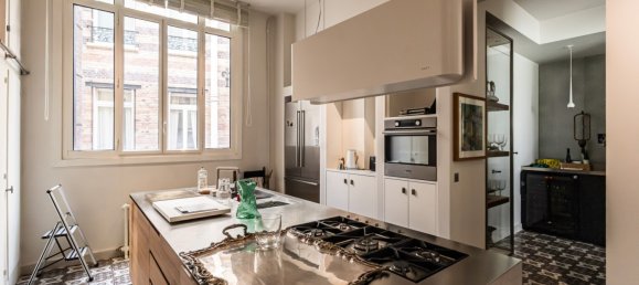 4 bedrooms Apartment in Paris, France No. 346391 17