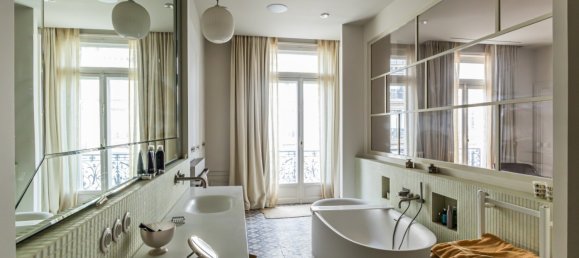 4 bedrooms Apartment in Paris, France No. 346391 27