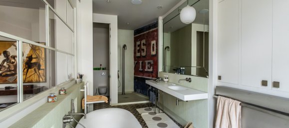 4 bedrooms Apartment in Paris, France No. 346391 22