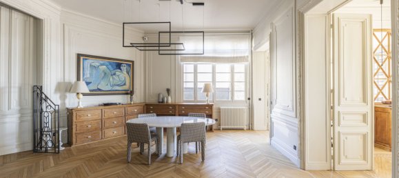 4 bedrooms Apartment in Paris, France No. 346391 9