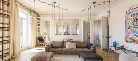 4 bedrooms Apartment in Paris, France No. 346391 10