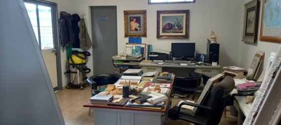 560m² Warehouse in Pisa, Italy No. 70719 8