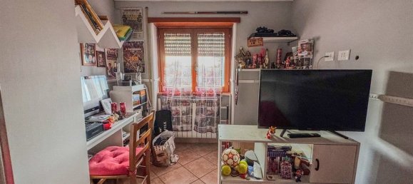 3 rooms Apartment in Rome, Italy No. 170331 12