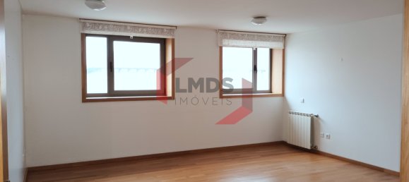 Квартира с 3 спальнями в Матозиньюш, Португалия № 32244 6