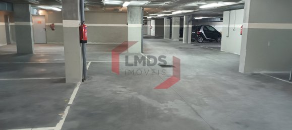 Квартира с 3 спальнями в Матозиньюш, Португалия № 32244 22