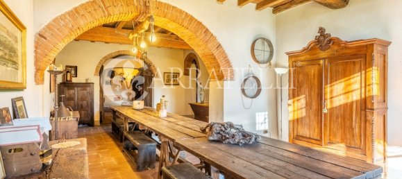 10 bedrooms Villa in Lucca, Italy No. 102376 14