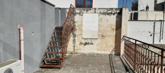 Вилла с 10 комнатами в Мандурия, Италия № 24168 32