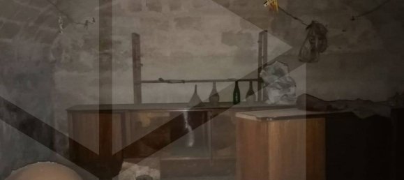 Вилла с 10 комнатами в Мандурия, Италия № 24168 30