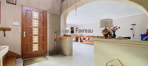 3 bedrooms House in Vitry-sur-Seine, France No. 178369 2