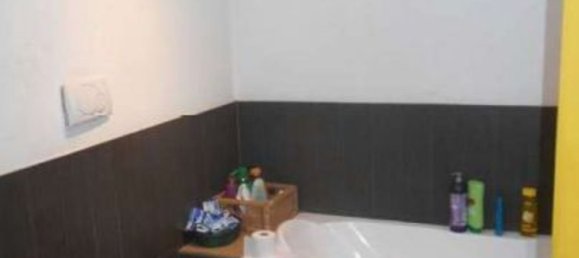 5 rooms Apartment in Campi Bisenzio, Italy No. 292882 6