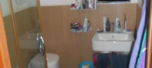 5 rooms Apartment in Campi Bisenzio, Italy No. 292882 9