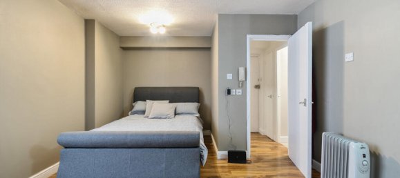 Studio in London, United Kingdom No. 7731 19