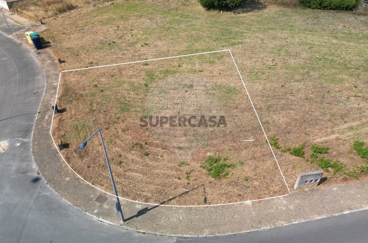  Land in Arruda dos Vinhos, Portugal No. 245064