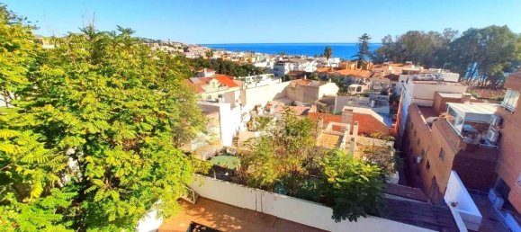 4 bedrooms House in Malaga, Spain No. 104123 2