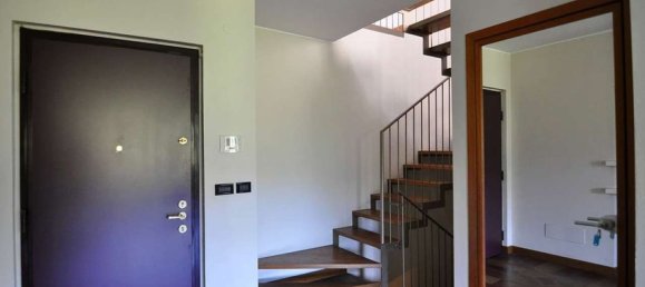 9 rooms Apartment in Turin, Italy No. 55440 13