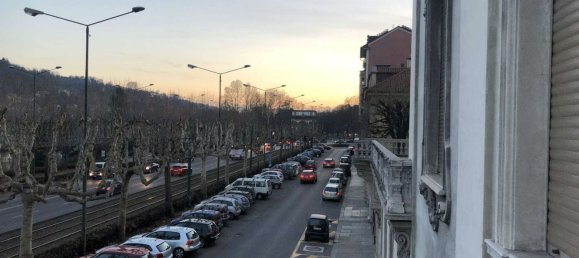 9 rooms Apartment in Turin, Italy No. 55440 15