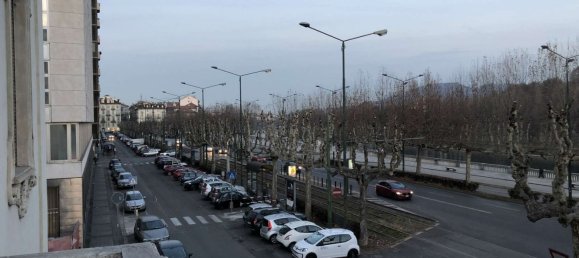 9 rooms Apartment in Turin, Italy No. 55440 18