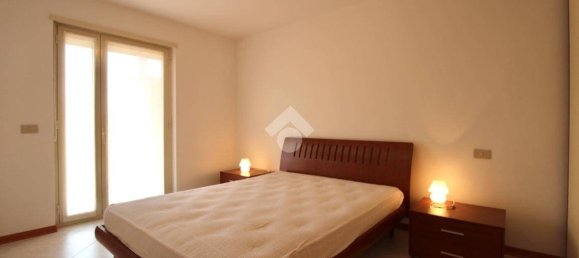 Apartamento de 2 dormitorios en Udine, Italy No. 303970 22