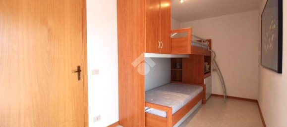 Apartamento de 2 dormitorios en Udine, Italy No. 303970 27