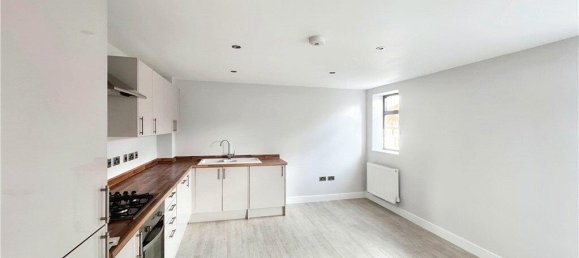 2 bedrooms Apartment in London, United Kingdom No. 7595 12