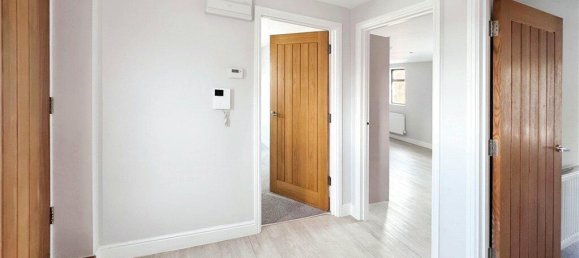 2 bedrooms Apartment in London, United Kingdom No. 7595 18