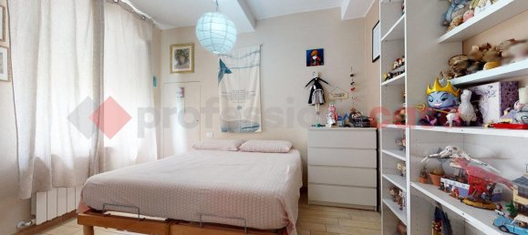 Квартира с 6 комнатами в Галликано, Италия № 152398 22